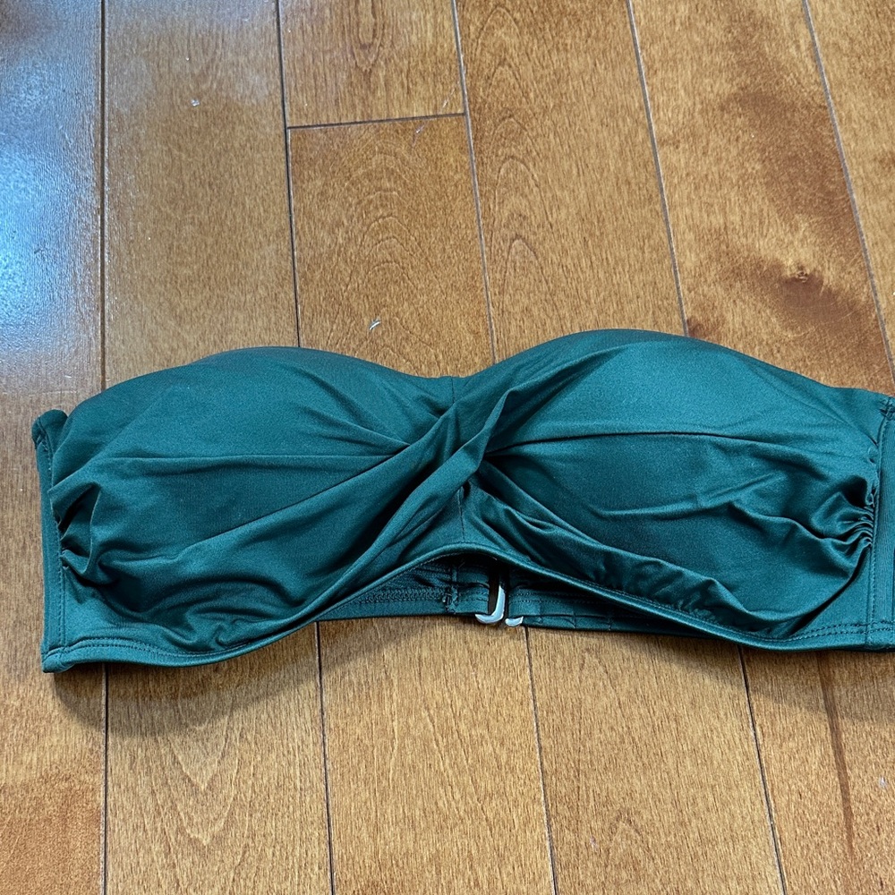 Women’s bandeau swim top